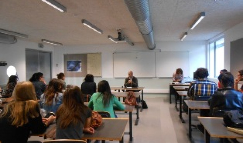 Contar Histórias (Vividas) no 25 de Abril Contar Histórias (Vividas) no 25 de Abril