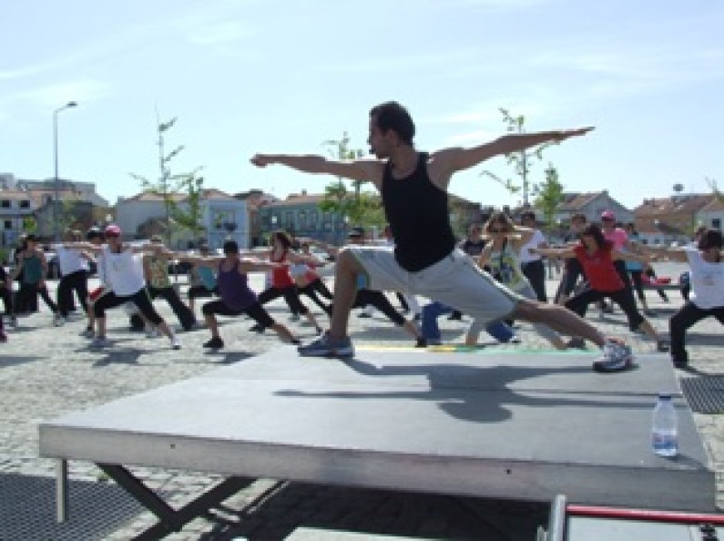 “Fitness ao Ar Livre” na Avenida Marginal da Moita “Fitness ao Ar Livre” na Avenida Marginal da Moita