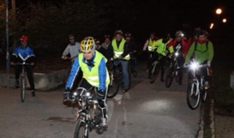 “NaturalMoita” Pedalada ribeirinha noturna “NaturalMoita” Pedalada ribeirinha noturna