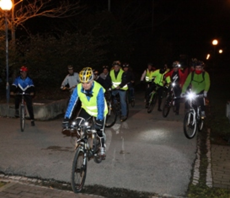 “NaturalMoita” Pedalada ribeirinha noturna “NaturalMoita” Pedalada ribeirinha noturna
