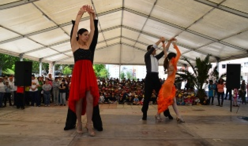 DIA MUNDIAL DA DANÇA Ritmos latinos no Parque da Cidade DIA MUNDIAL DA DANÇA Ritmos latinos no Parque da Cidade