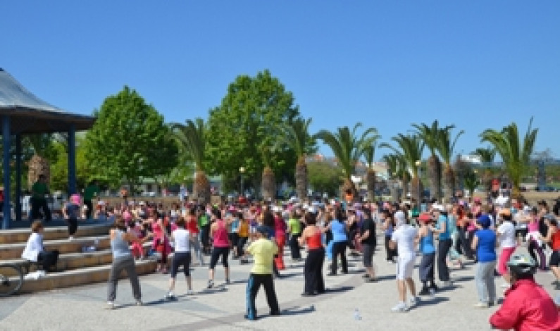 “Fitness ao Ar Livre” no Parque José Afonso “Fitness ao Ar Livre” no Parque José Afonso