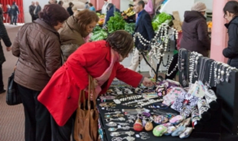 Feira de Artesanato “Artes e Talentos” no Mercado da Moita Feira de Artesanato “Artes e Talentos” no Mercado da Moita