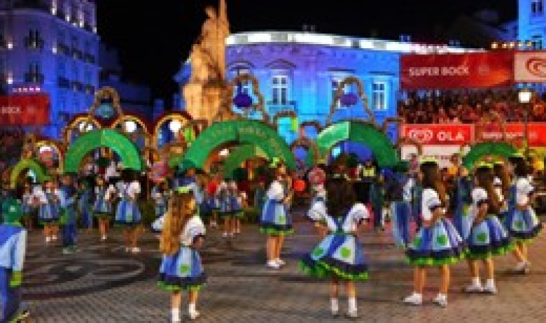 MARCHAS DITAS POPULARES DE LISBOA … A BANDA PASSA …QUEM LEMBRA A DESGRAÇA? MARCHAS DITAS POPULARES DE LISBOA … A BANDA PASSA …QUEM LEMBRA A DESGRAÇA?