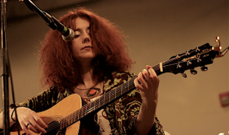 HELENA ESPVALL 6 de Junho  /  22h30  /   Be Jazz Cafe HELENA ESPVALL 6 de Junho  /  22h30  /   Be Jazz Cafe