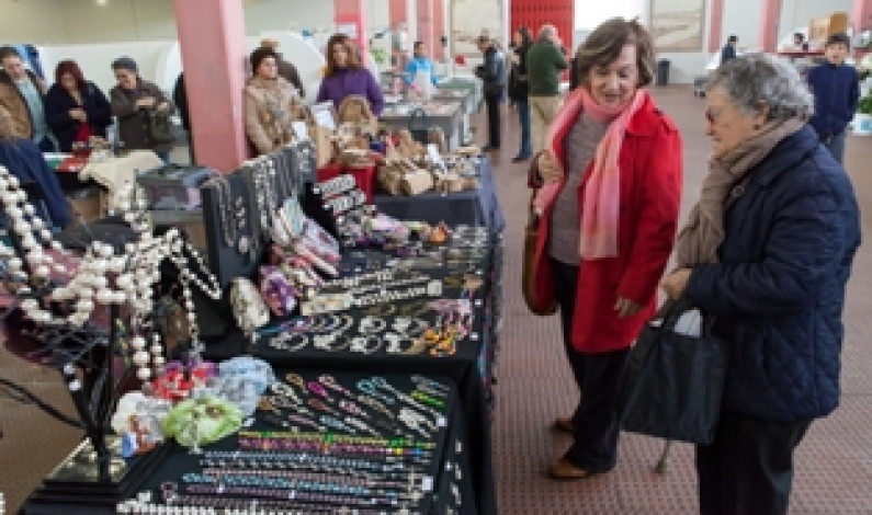 Feira de Artesanato no Mercado Municipal da Moita Feira de Artesanato no Mercado Municipal da Moita
