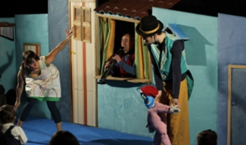 “Tarará-Tchim!” no Fórum Cultural – Baixa da Banheira “Tarará-Tchim!” no Fórum Cultural – Baixa da Banheira