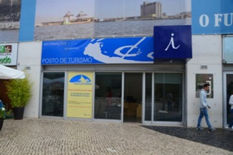 POSTO DE TURISMO DO BARREIRO TEM NOVO ESPAÇO DESDE SÁBADO | NO MERCADO MUNICIPAL 1º DE MAIO POSTO DE TURISMO DO BARREIRO TEM NOVO ESPAÇO DESDE SÁBADO | NO MERCADO MUNICIPAL 1º DE MAIO