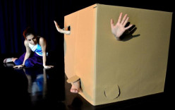 “Truz, Truz… Deixa-me Entrar!” para crianças e famílias “Truz, Truz… Deixa-me Entrar!” para crianças e famílias