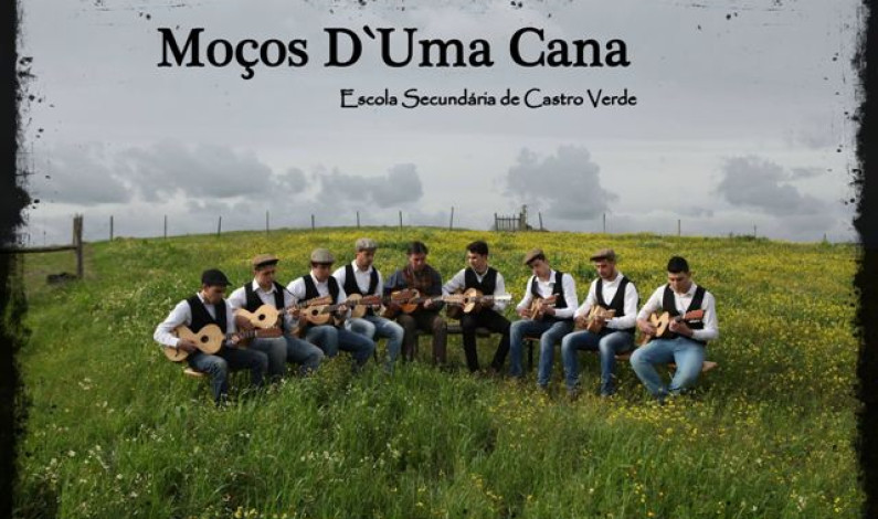 “Moços D’Uma Cana” ao vivo no Fórum Cultural “Moços D’Uma Cana” ao vivo no Fórum Cultural