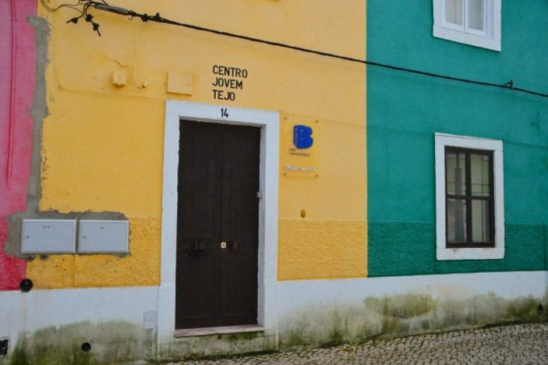 Loja Comunitária do Barreiro reabre as portas à Comunidade Loja Comunitária do Barreiro reabre as portas à Comunidade