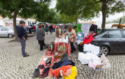 “Abra a Bagageira” na Marginal da Moita “Abra a Bagageira” na Marginal da Moita
